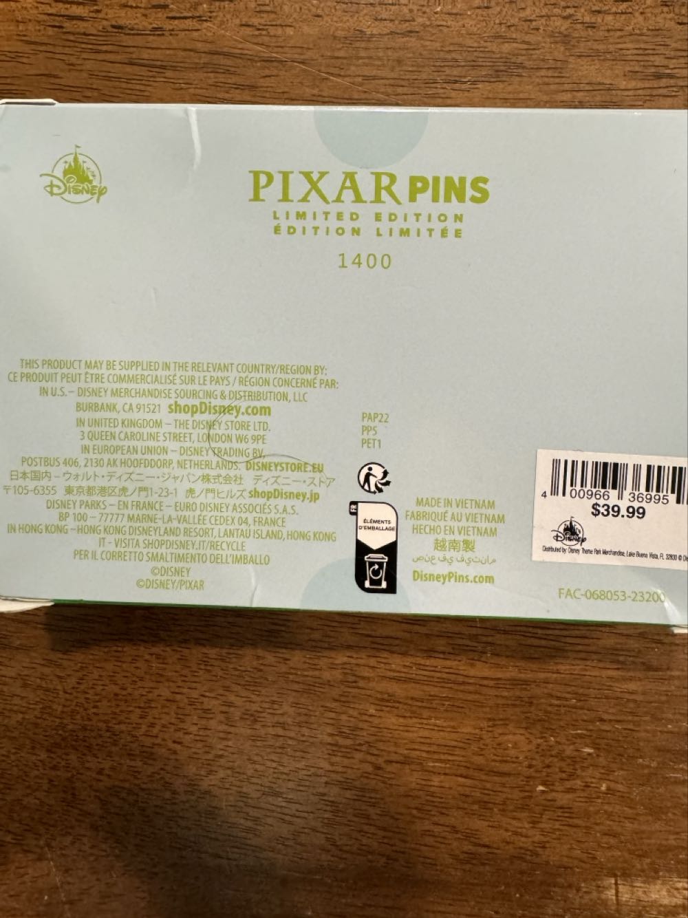 A Bugs Life, Flik Princess Atta And Heimlich, Picnic Jumbo  pin collectible [Barcode 400966369959] - Main Image 3