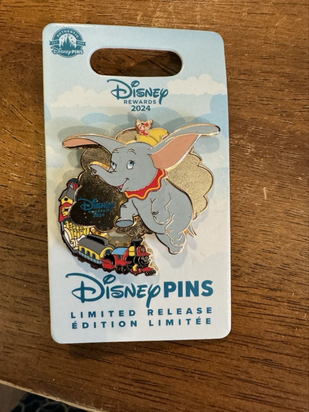 Dumbo these rewards 2024  pin collectible [Barcode 400969969163] - Main Image 2