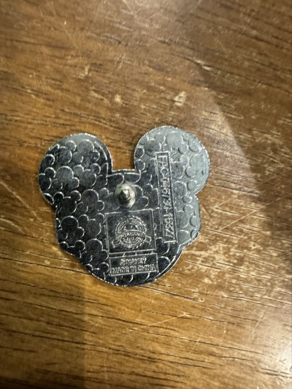 Pluto, Mickey Ears Icon  pin collectible - Main Image 2