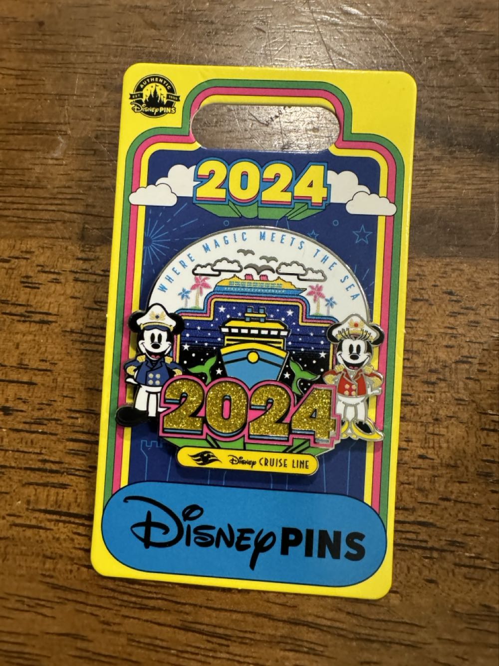 2024 DCL Disney Cruise Line , Mickey & Minnie, Where Magic Meets The Sea  pin collectible [Barcode 400960319547] - Main Image 2
