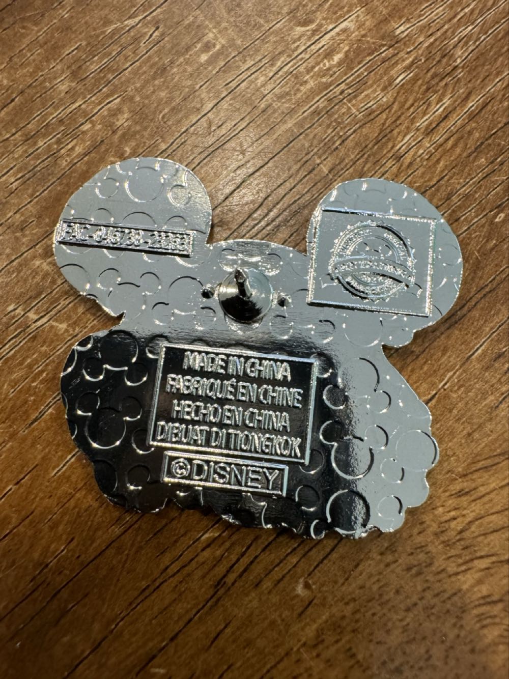 Ursula, villains Mickey ears  pin collectible - Main Image 2