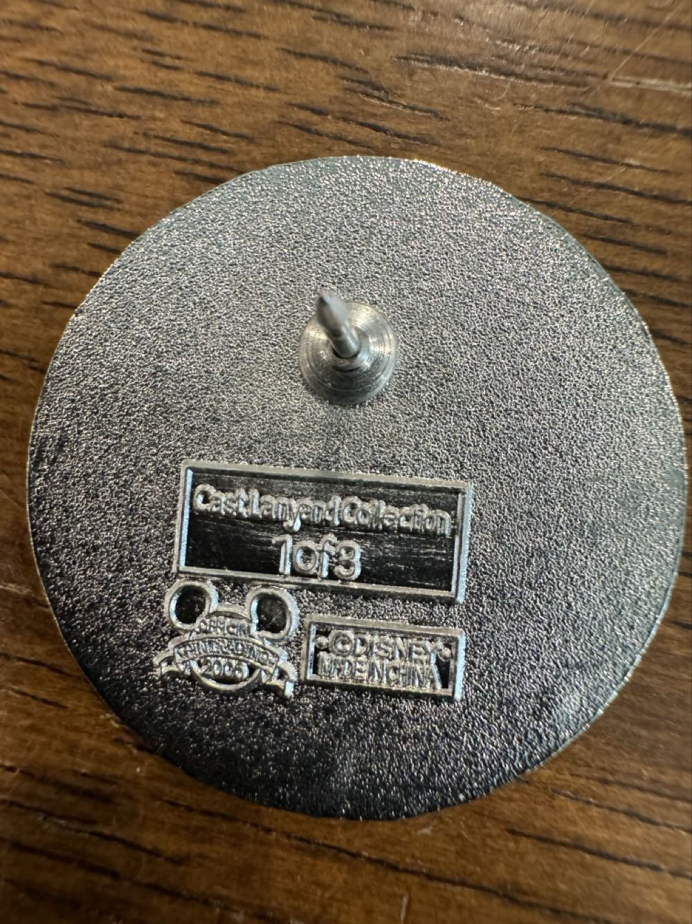 Mickey Ears, Light, Blue And Dark Blue Circle  pin collectible - Main Image 2