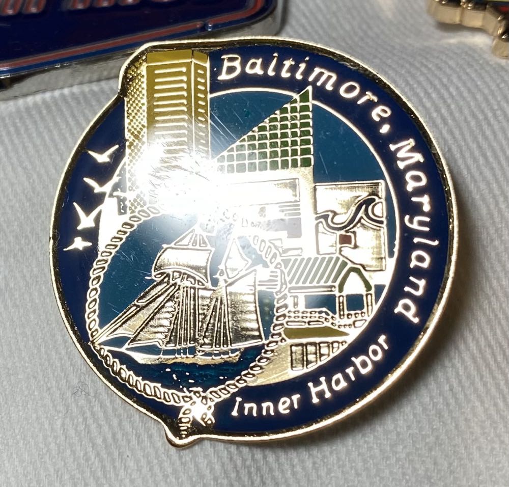 Baltimore Maryland Inner Harbor Buildings Ship - Pin pin collectible - Main Image 2