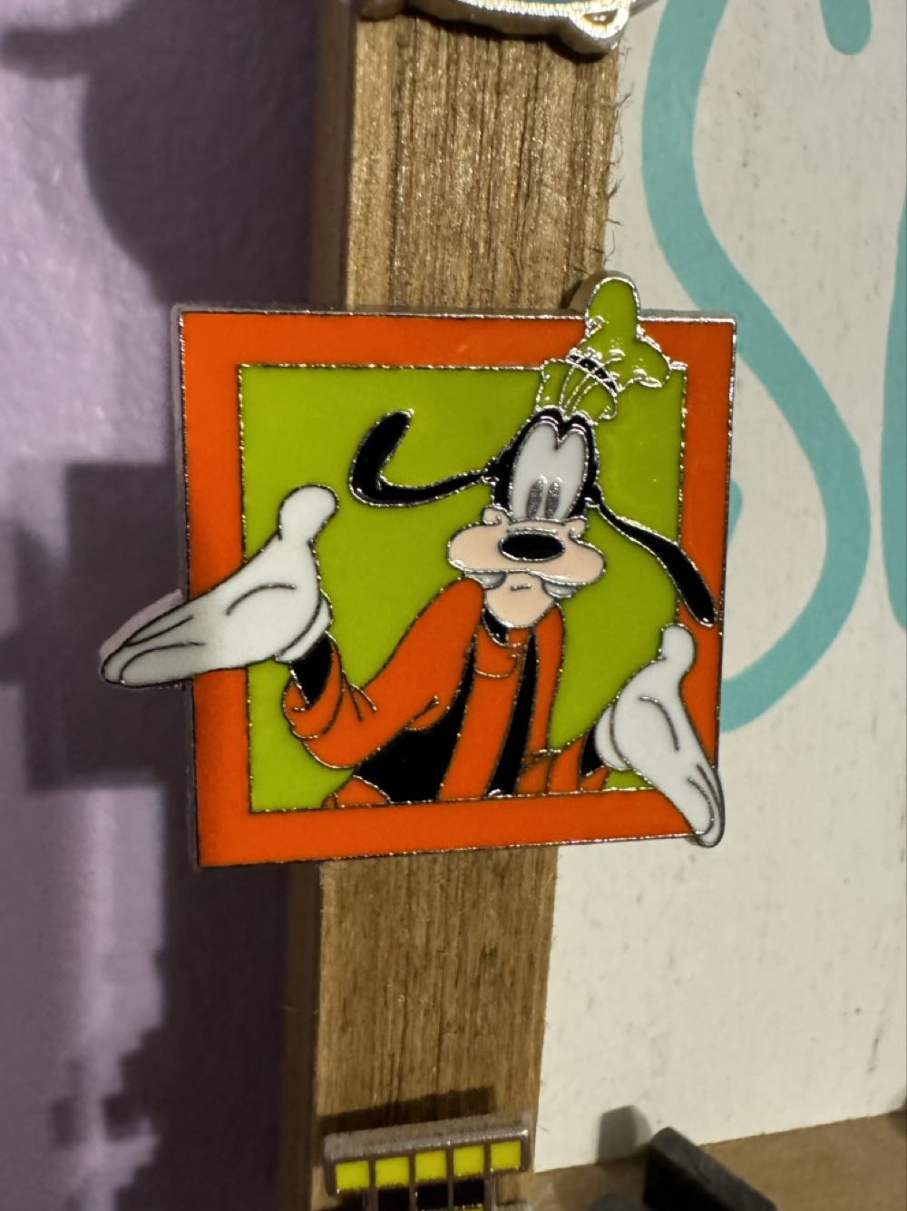 Frozen Supporting Cast Pin