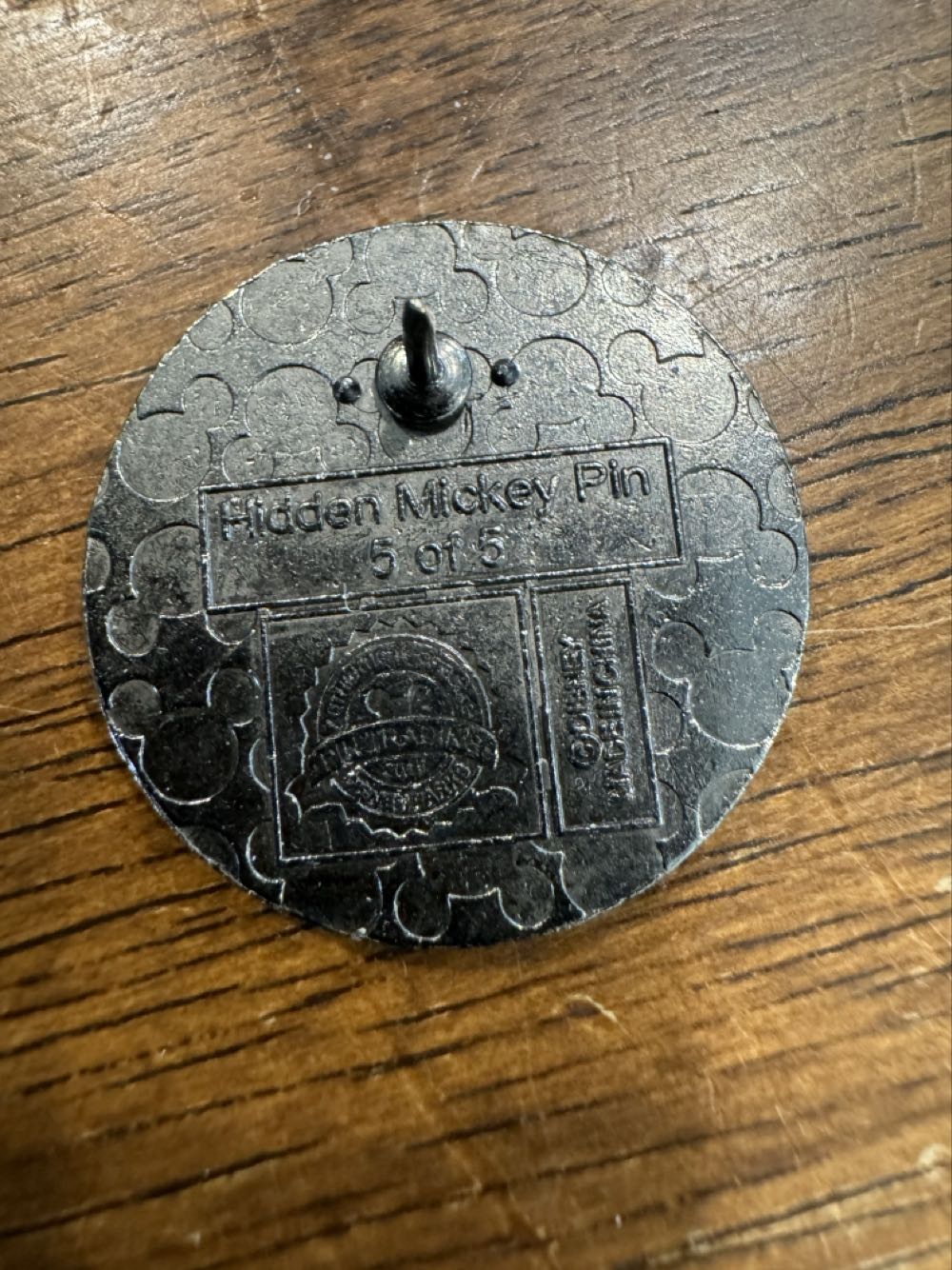 Tinker Bell, green Circle  pin collectible - Main Image 2