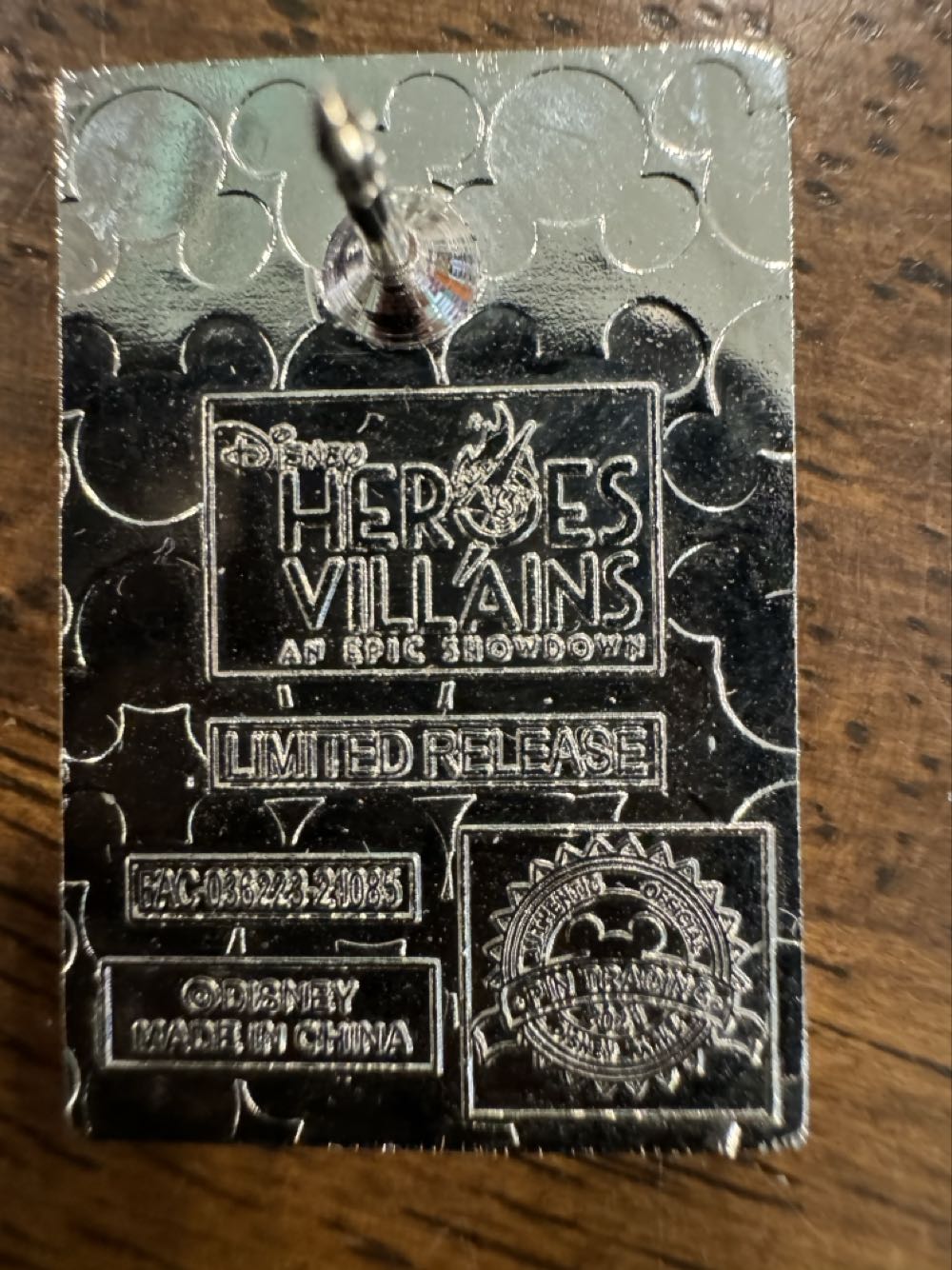 Frollo, The Hunchback Of Notre Dame  pin collectible - Main Image 2