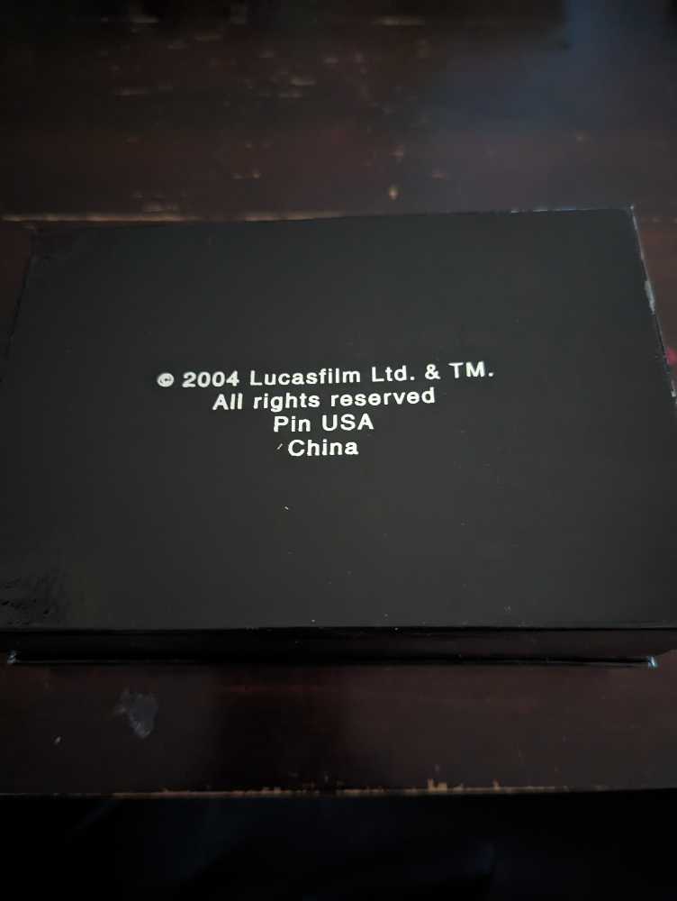 Clone Wars Pin Set - Enamel Pin Rubber Back pin collectible - Main Image 3