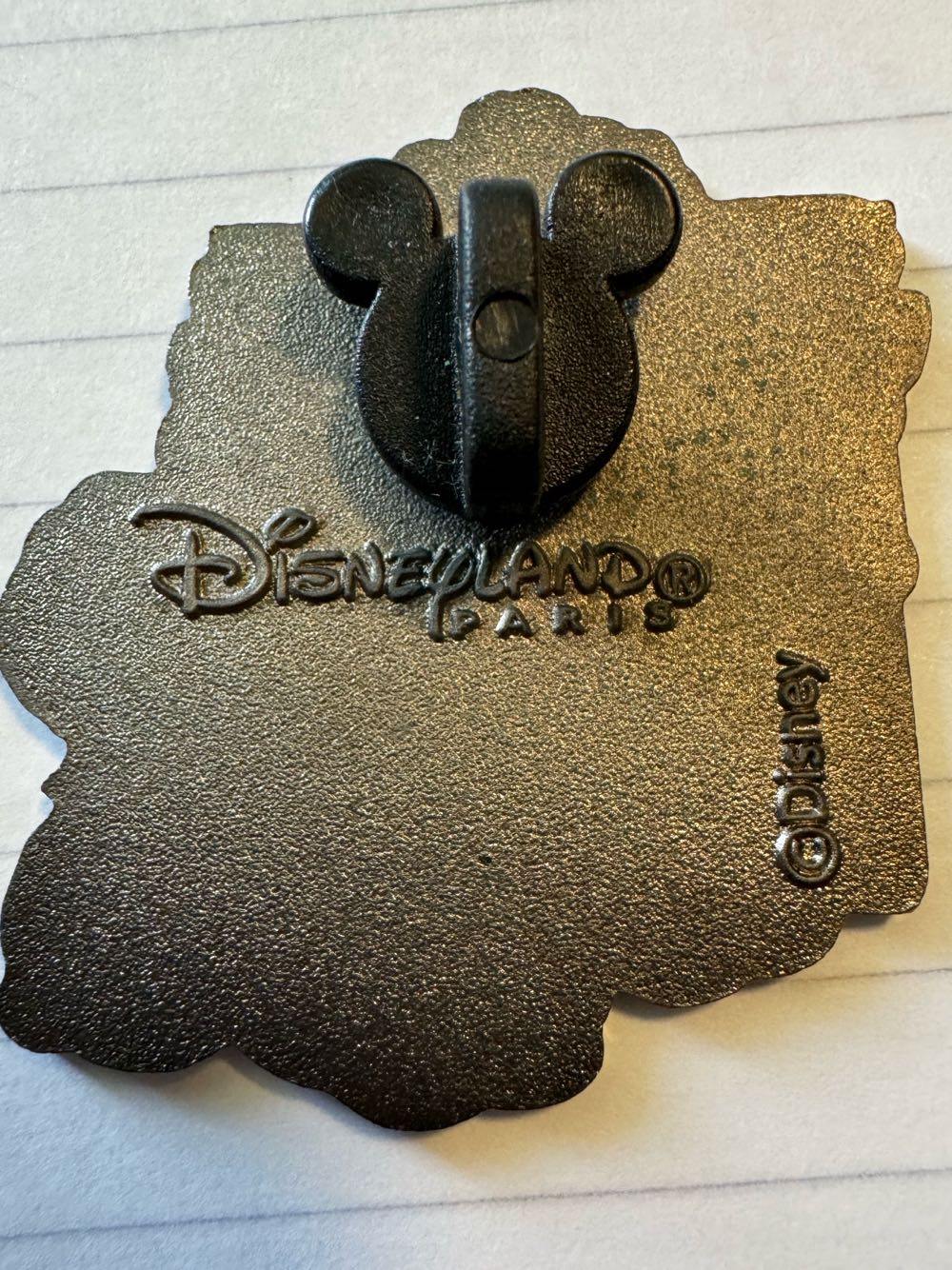 Donald Duck Arc De Triomphe  pin collectible - Main Image 2