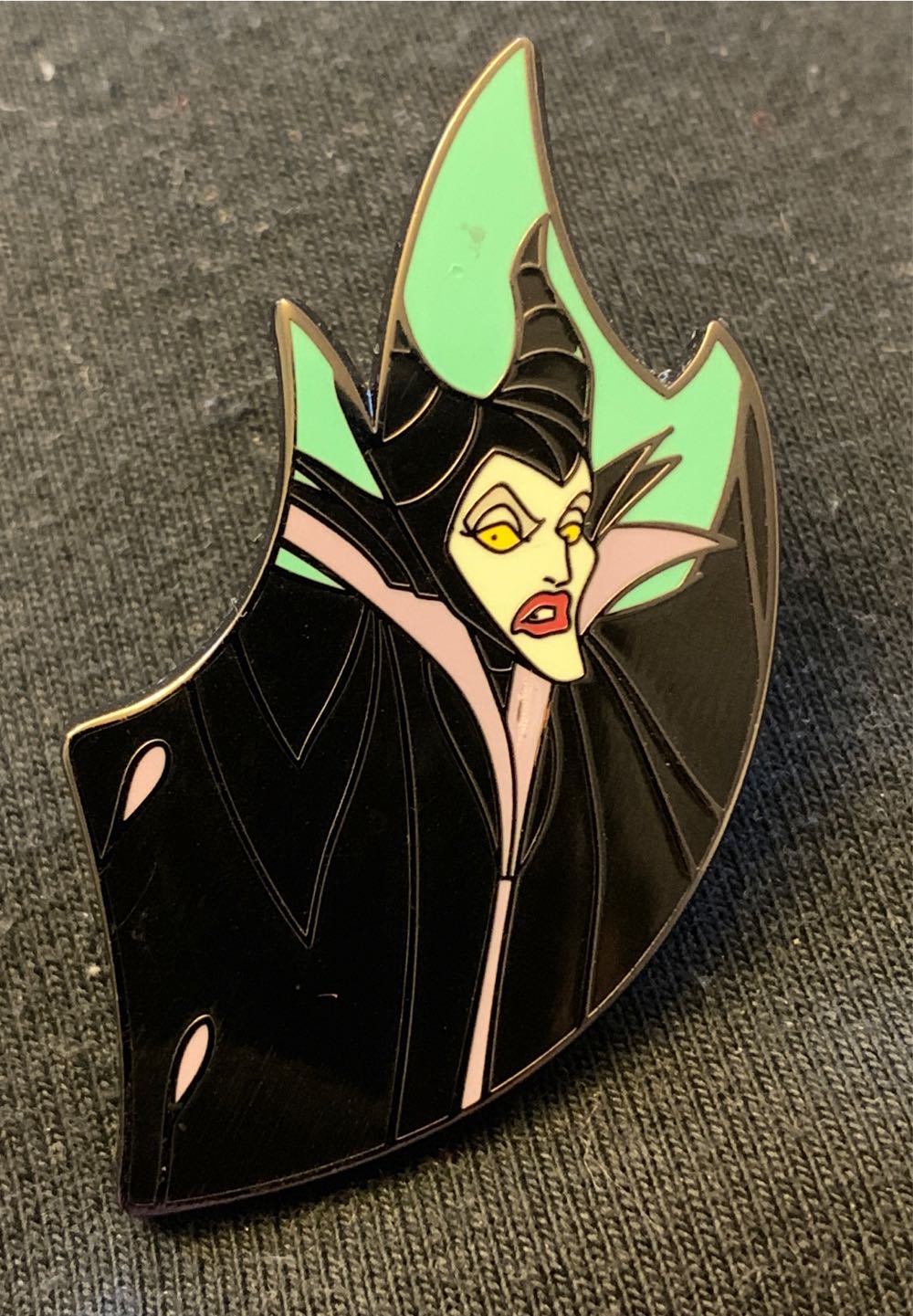 Indiana Jones W/whip  item image Indiana Jones and the Dial of Destiny Bundle: Raiders of the Lost Ark Idol Snakes Keychain and Whip Pin - Official Movie Collectibles