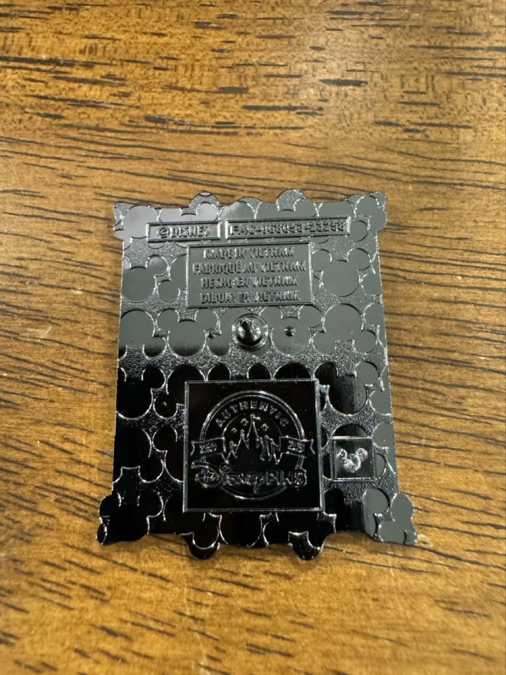 Haunted Mansion, Grave Yard Singing Ghost, Hat  pin collectible - Main Image 2