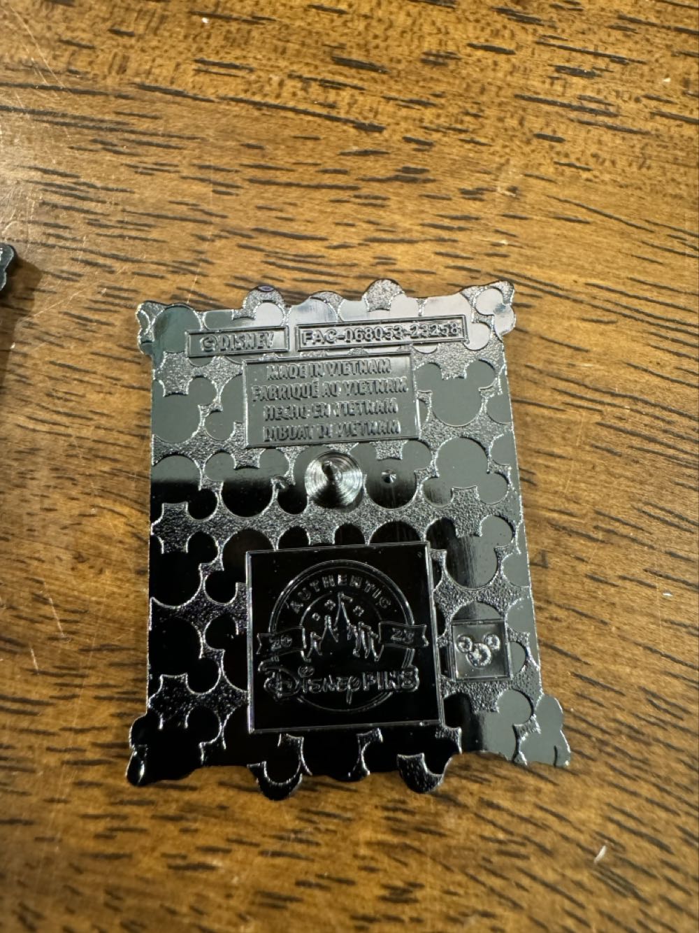 Haunted Mansion, Grave Yard Singing Ghost, Eyes Closed Bow Tie  pin collectible - Main Image 2