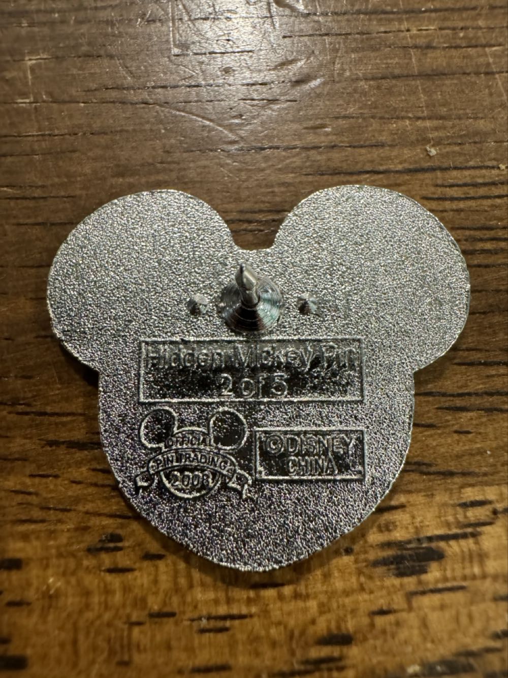 Mickey Mouse Head, Red Pink  pin collectible - Main Image 2