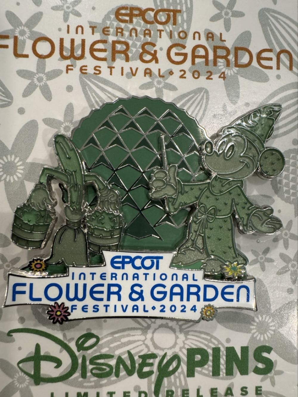 Bloodshot Valiant Cover Pin