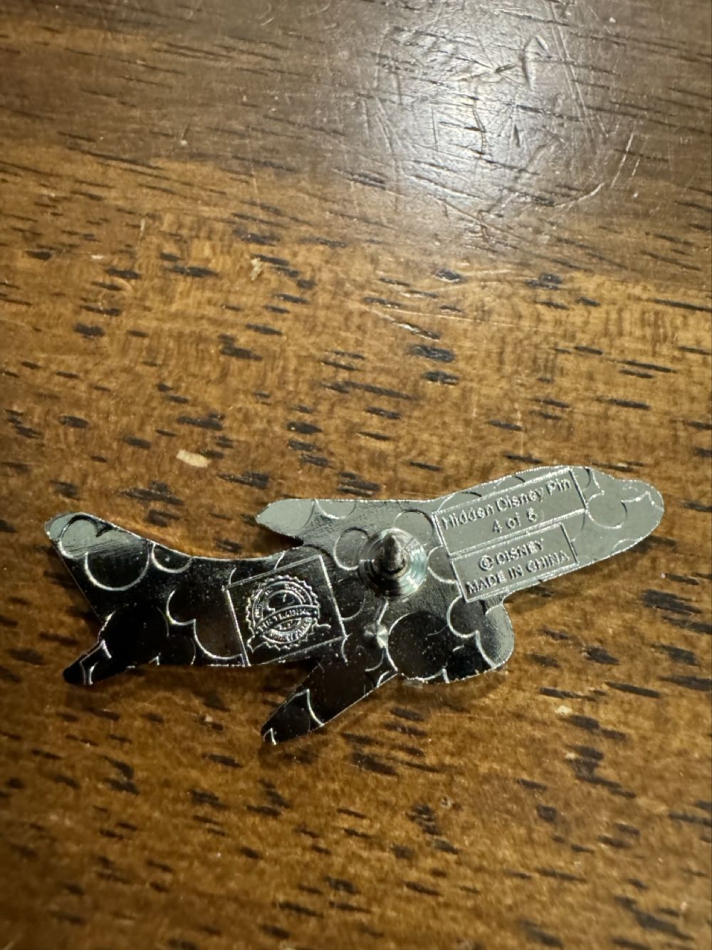 Minnie Mouse Airplane  pin collectible - Main Image 2