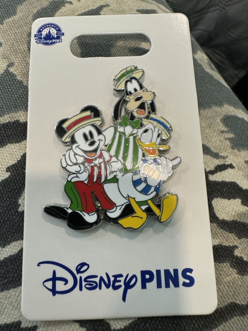 Dapper Dans, Mickey, Goofy, and Donald - Enamal pin collectible [Barcode 400974368883] - Main Image 2