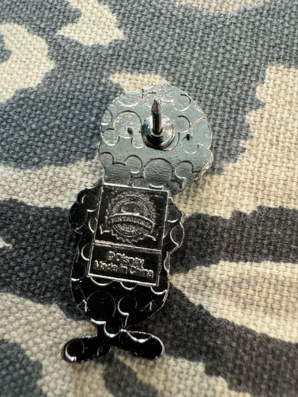 The rescuers, Bianca - Character pin collectible - Main Image 2