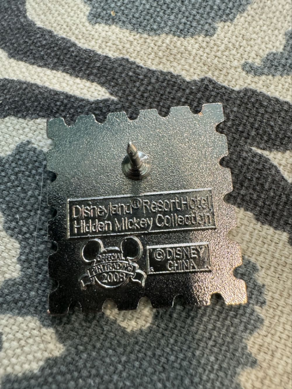 Jimint Cricket, Disneyland Stamp  pin collectible - Main Image 2