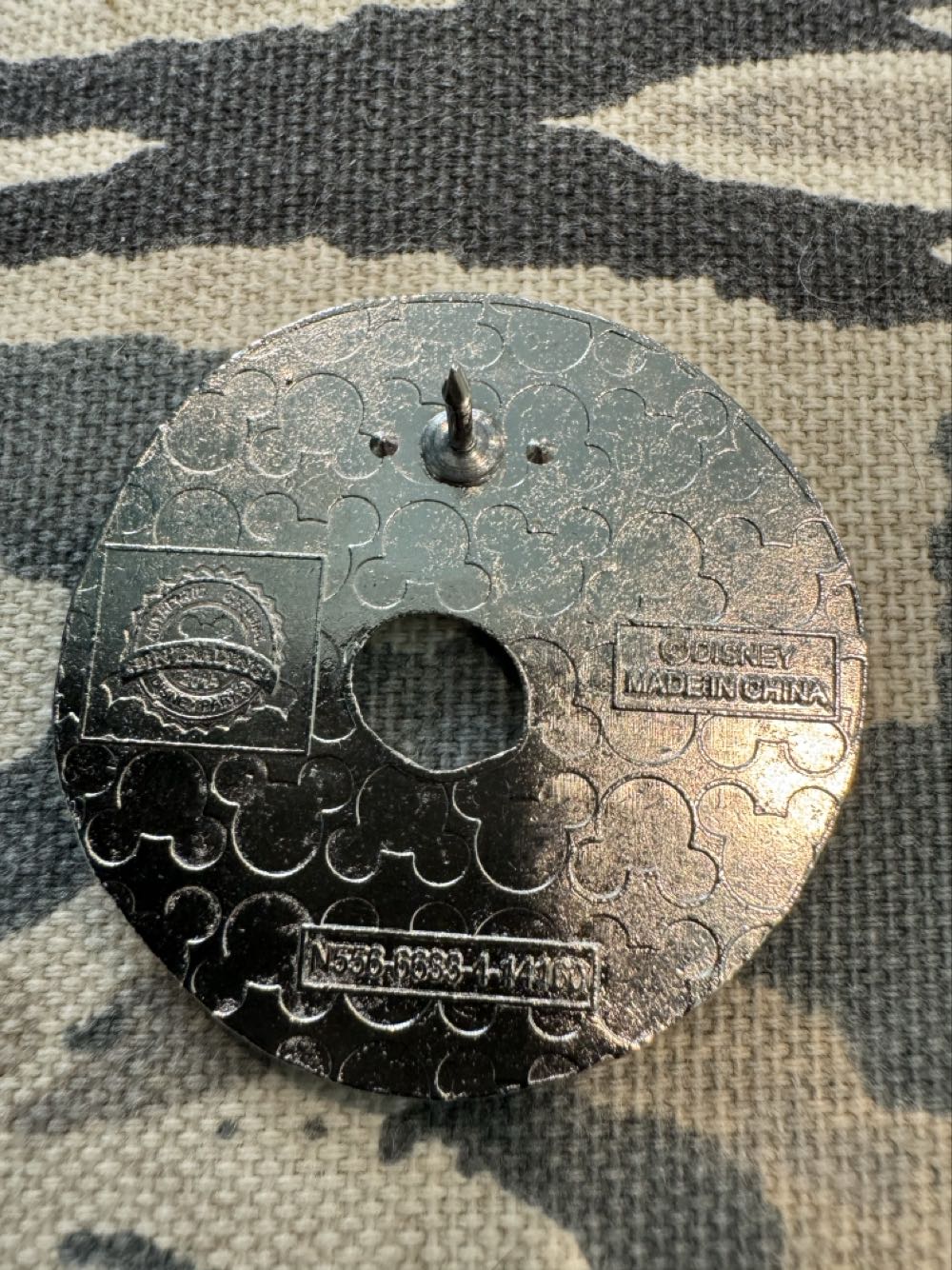 Peter Pan, Doughnut  pin collectible - Main Image 2