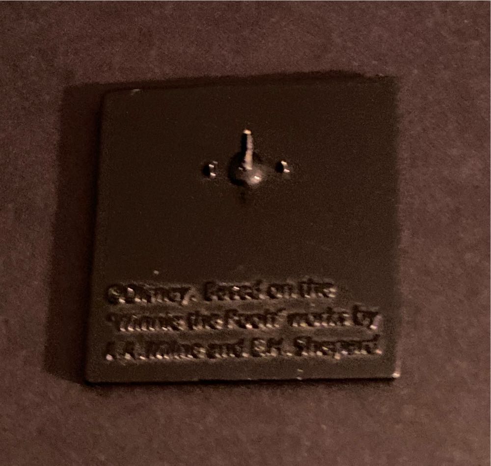 Pooh Square Pin  pin collectible - Main Image 3