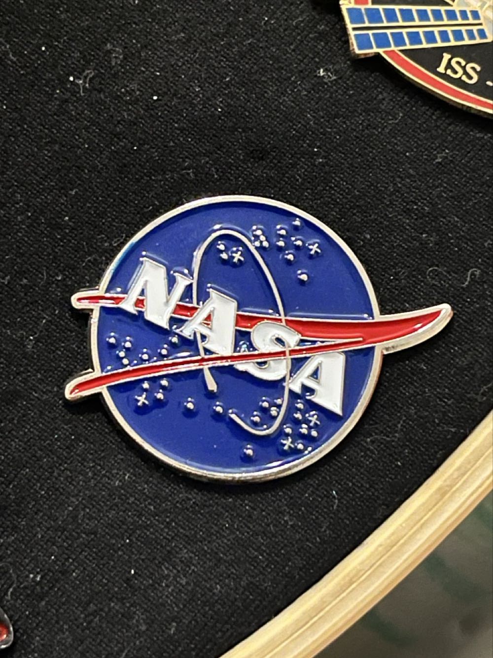 NASA Space pin - Brooch pin collectible - Main Image 3