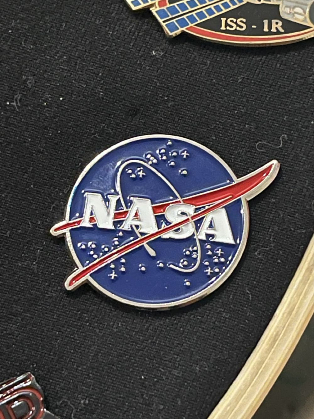 NASA Space pin - Brooch pin collectible - Main Image 4