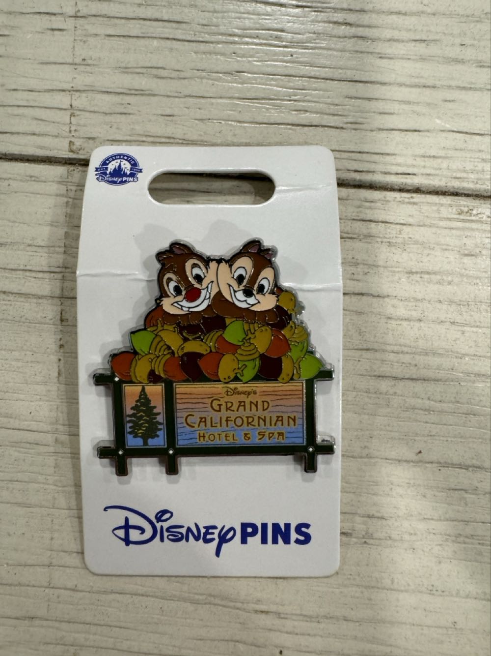 Grand Californian Hotel & Chip Dale  pin collectible [Barcode 400973769209] - Main Image 3
