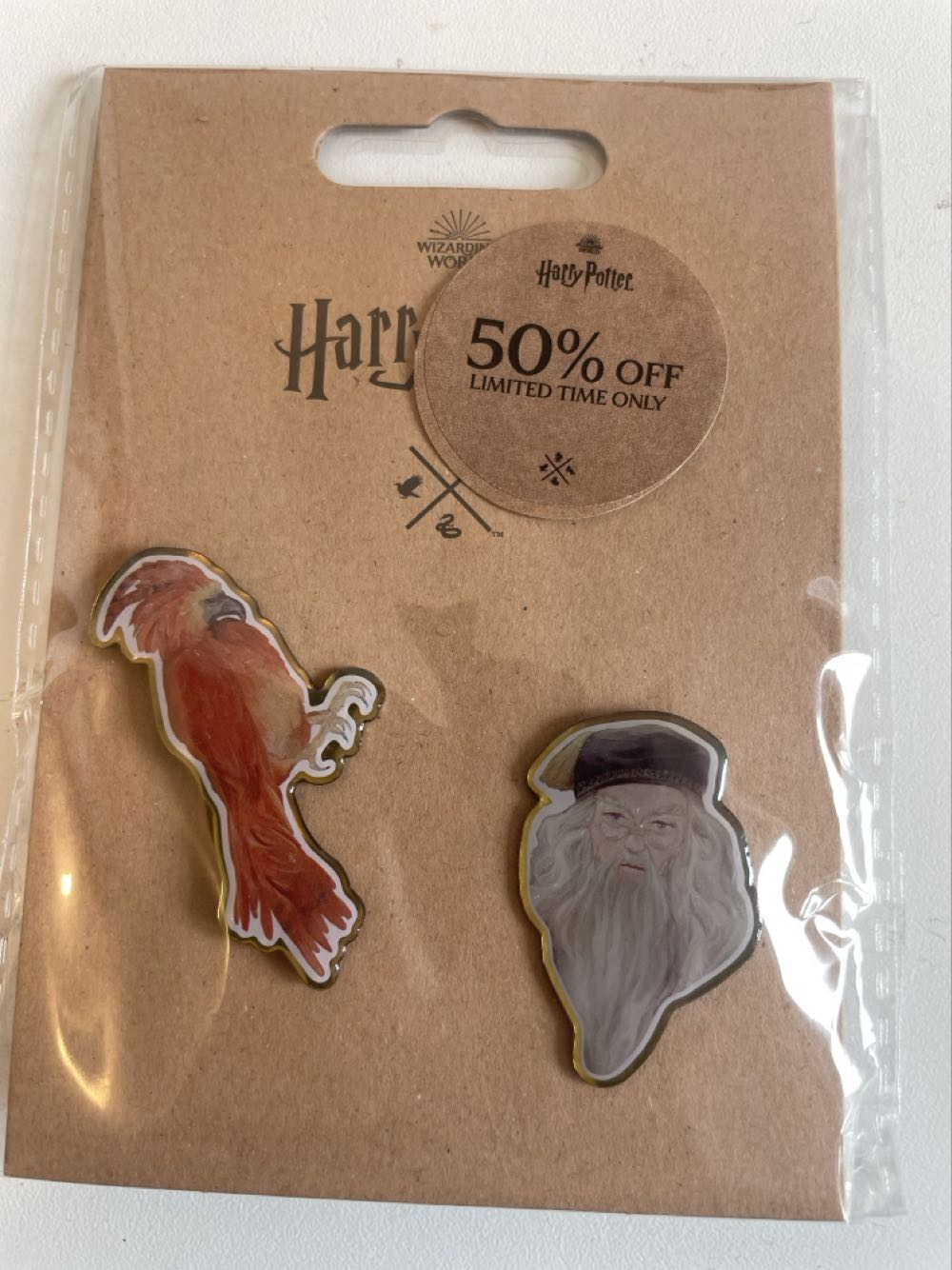 Dumbledore - Harry Potter pin collectible - Main Image 2