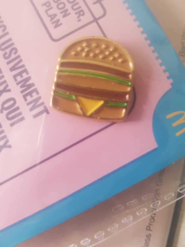 Macdonalds  pin collectible - Main Image 3