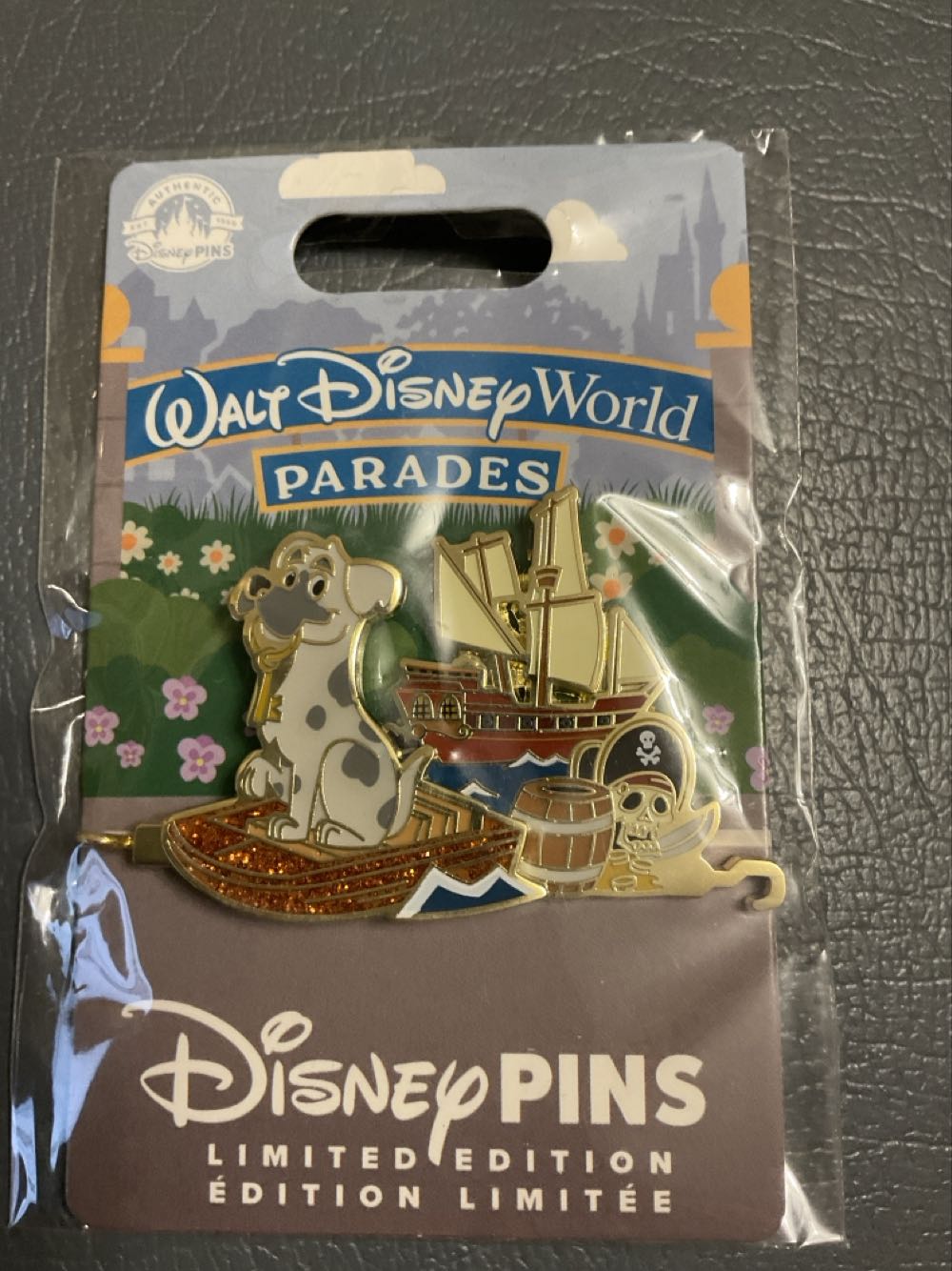 Vinylmation, yellow Paisley