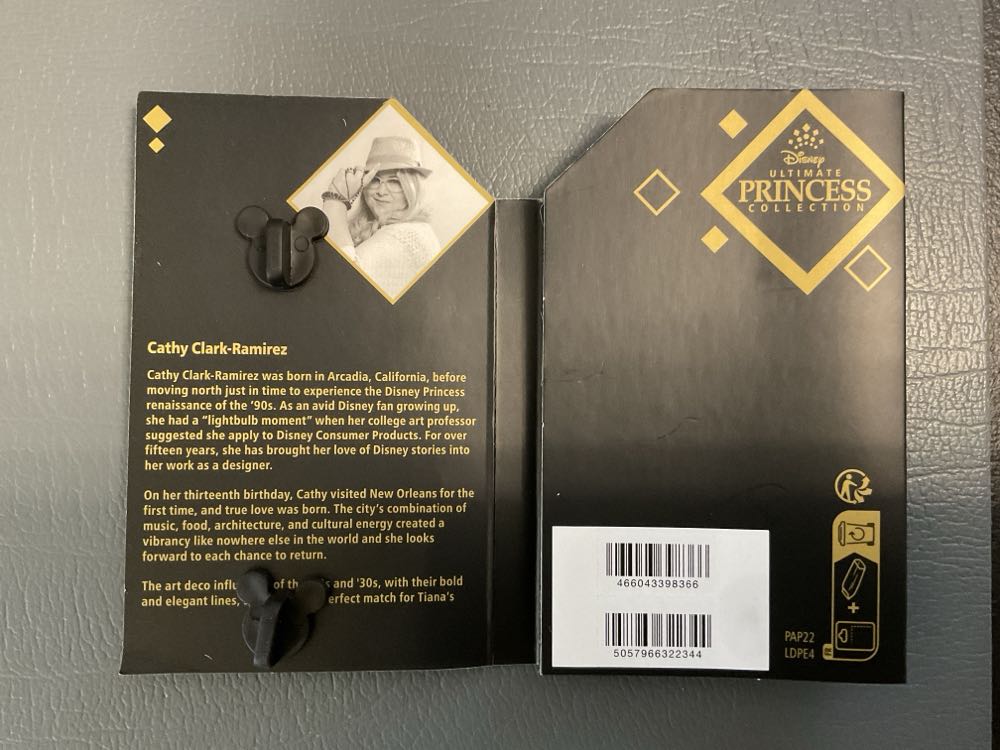 Ultimate Princess Collection - Tiana - Cathy Clark-Ramirez - Ltd Edition   pin collectible - Main Image 3