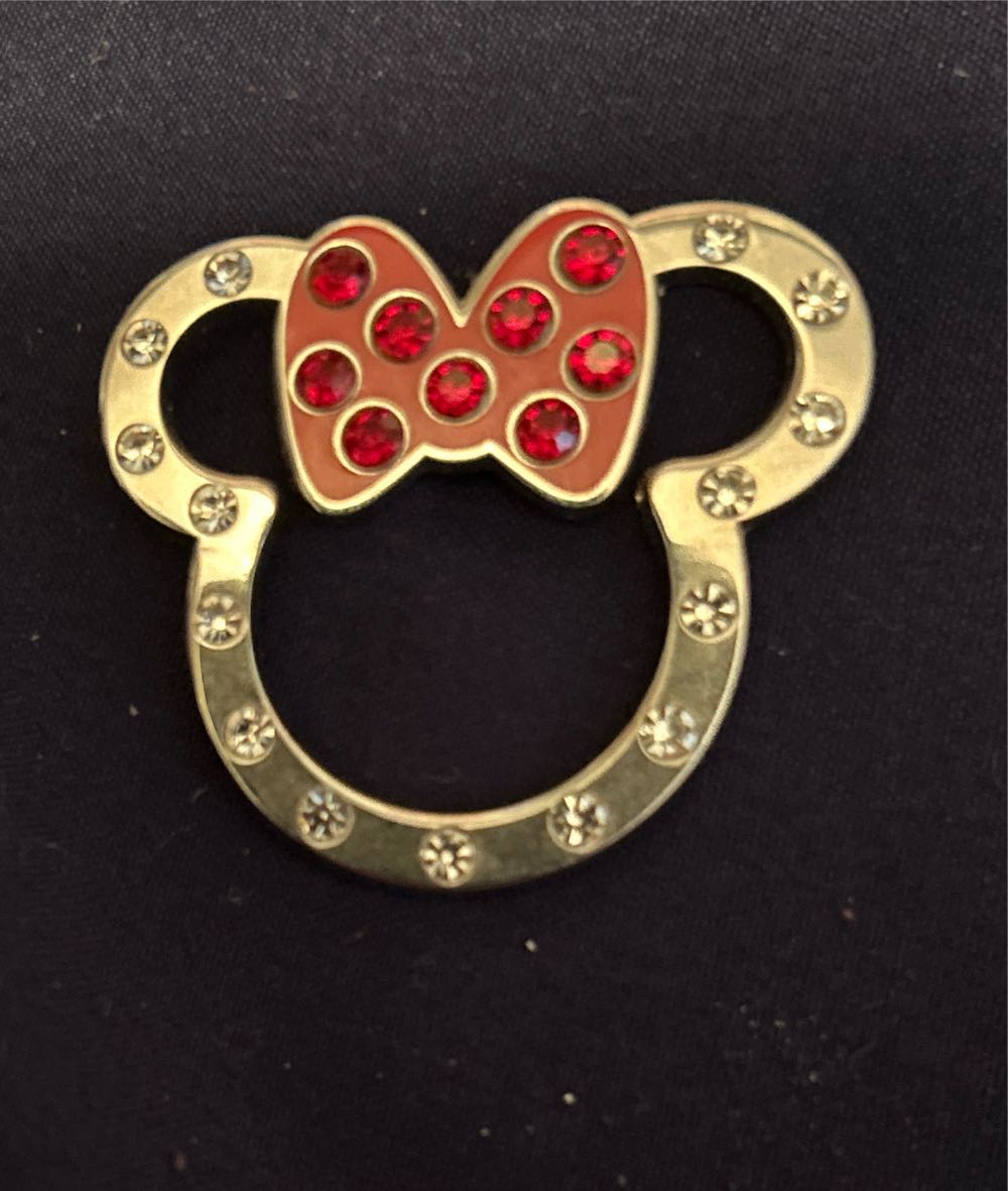 WDW - Annual Passholder Exclusive 2011 - Magic Kingdom 40 Years of Magical Memories - Mickey Mouse and Railroad only