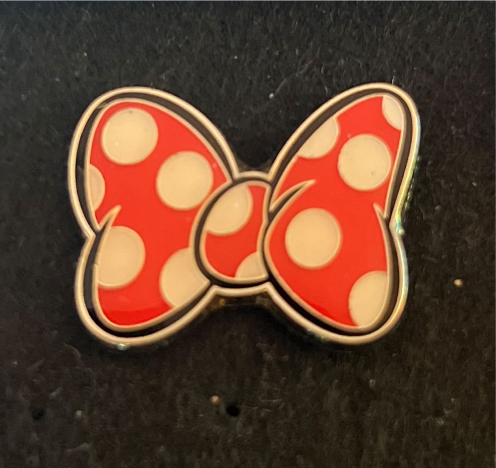 Vinylmation Black & White - Clara Cluck 