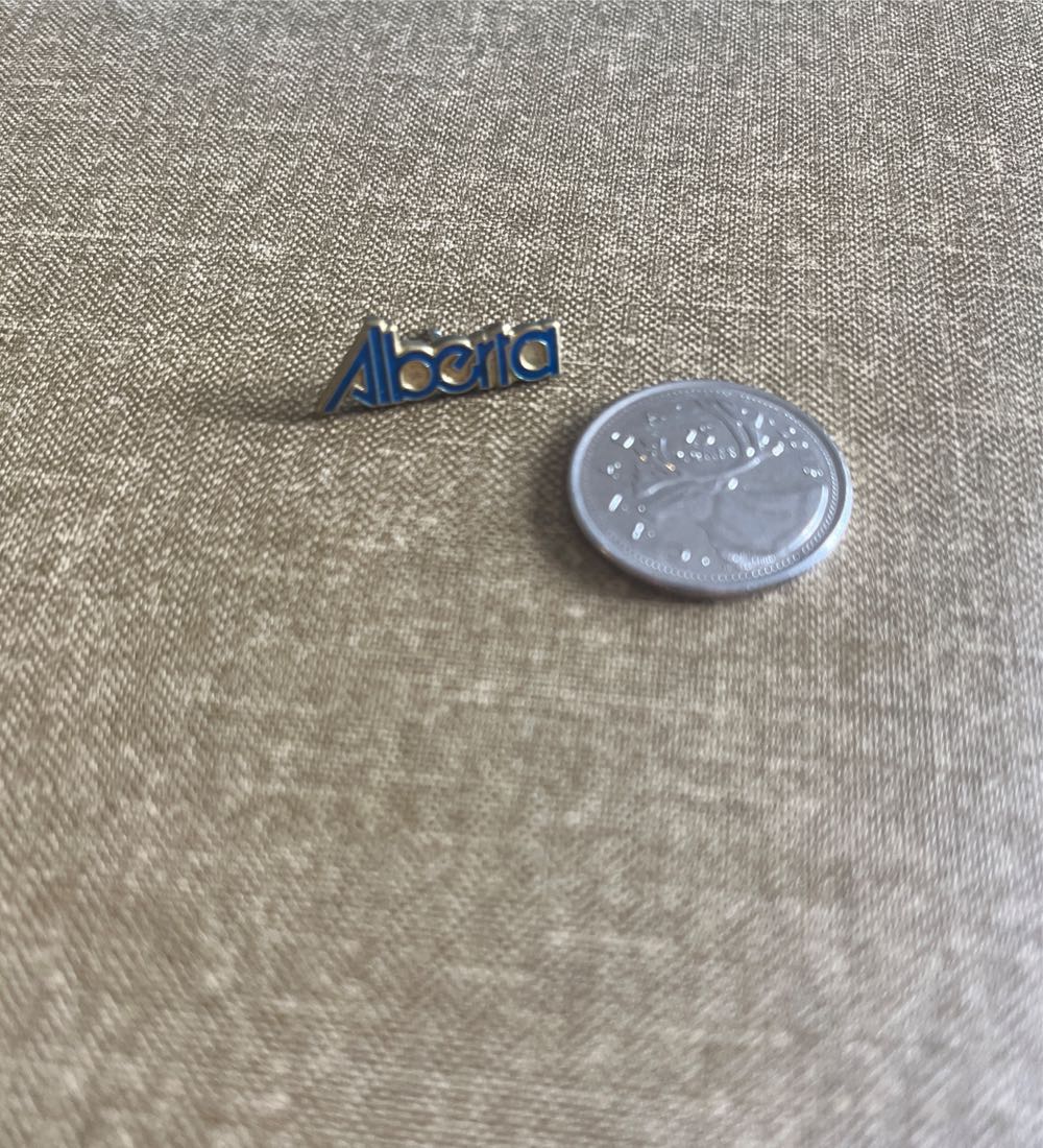 Loungefly Pixar La Luna Glow Moon And Star Dangle 3” Collector Box Pin