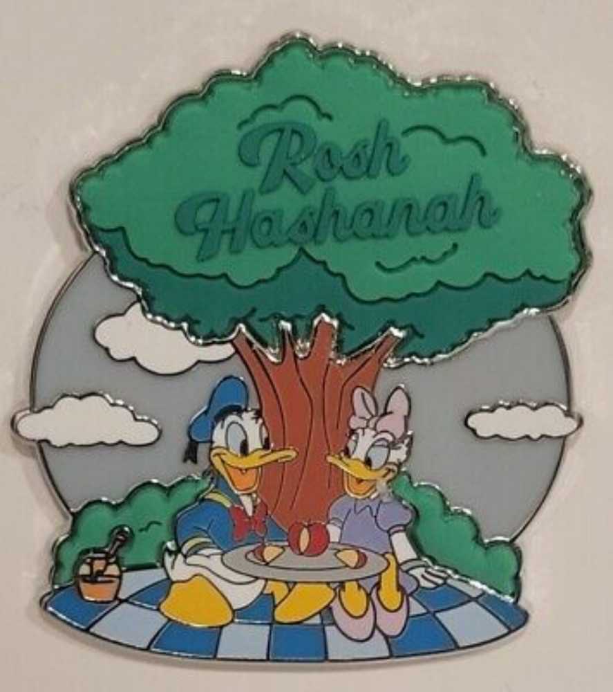 2017: Disney Parks - Phases of the Moon