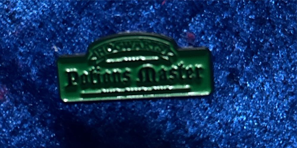 Dlr Wdw Ds Stitch Attacks Snacks Lollipop Set April