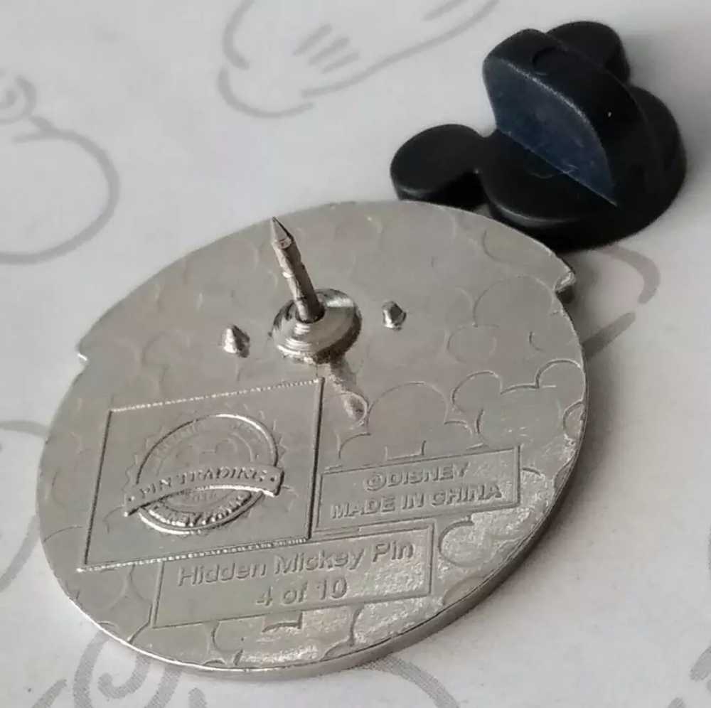 Mulan Parking Sign Pin - Hard Enamel pin collectible - Main Image 2