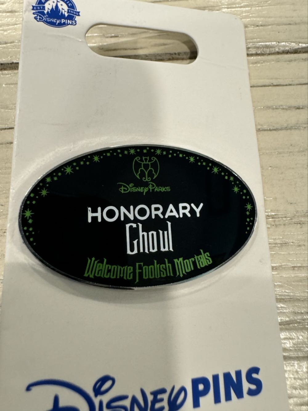 Cast Member Honorary Ghoul - Disney pin collectible [Barcode 400974218874] - Main Image 2