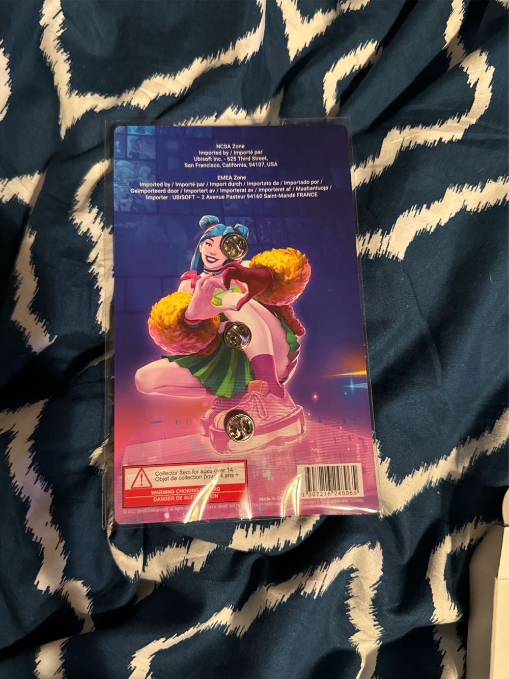 Just Dance 2023  pin collectible [Barcode 3307216248965] - Main Image 2