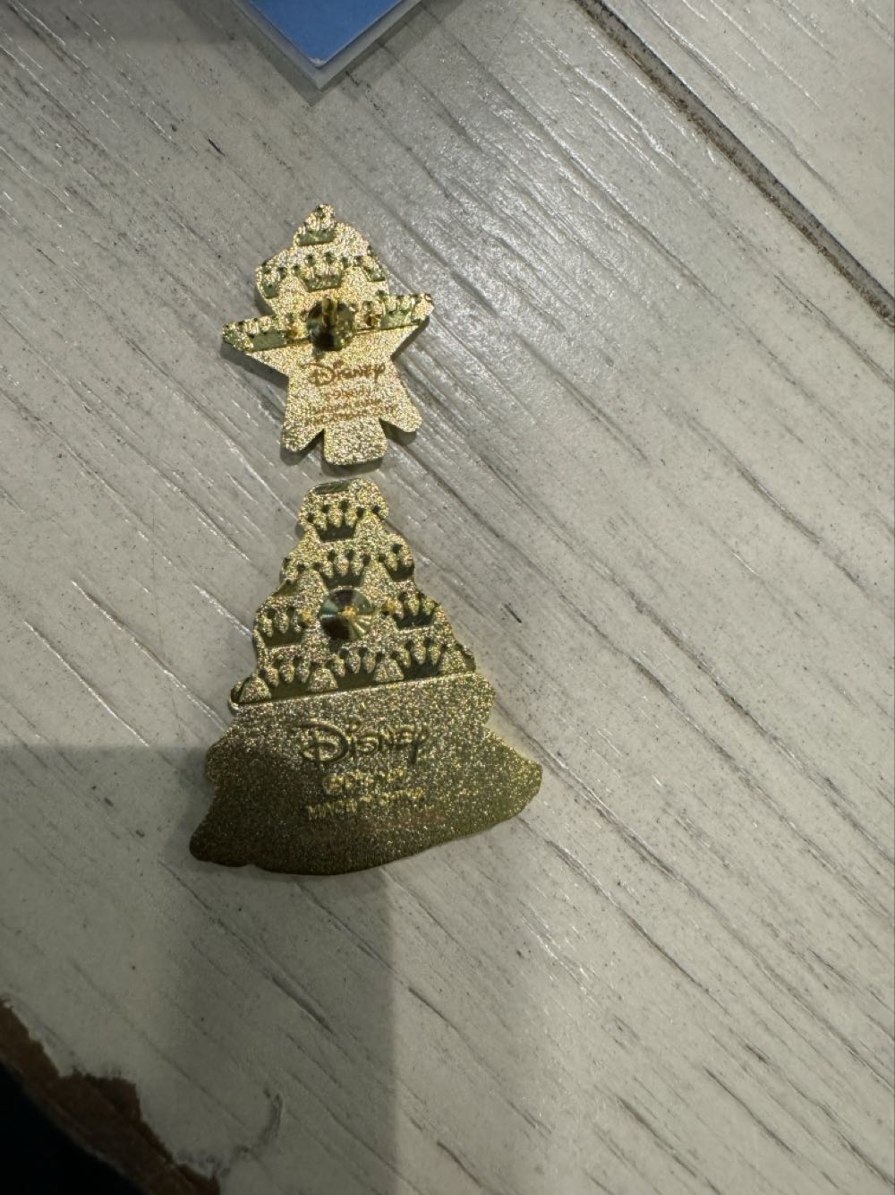 Pinocchio, Hallmark Christmas tree pen set  pin collectible - Main Image 2