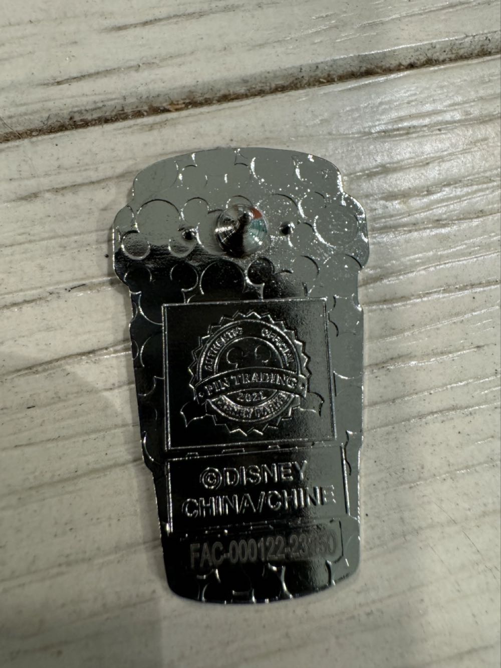 Donald, coffee cup  pin collectible - Main Image 2