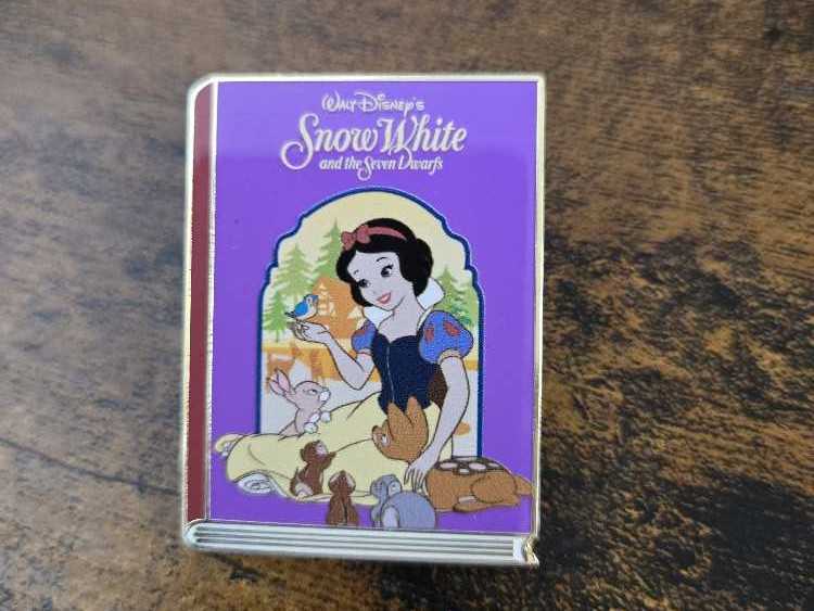 Princess Book - Enamal pin collectible - Main Image 3