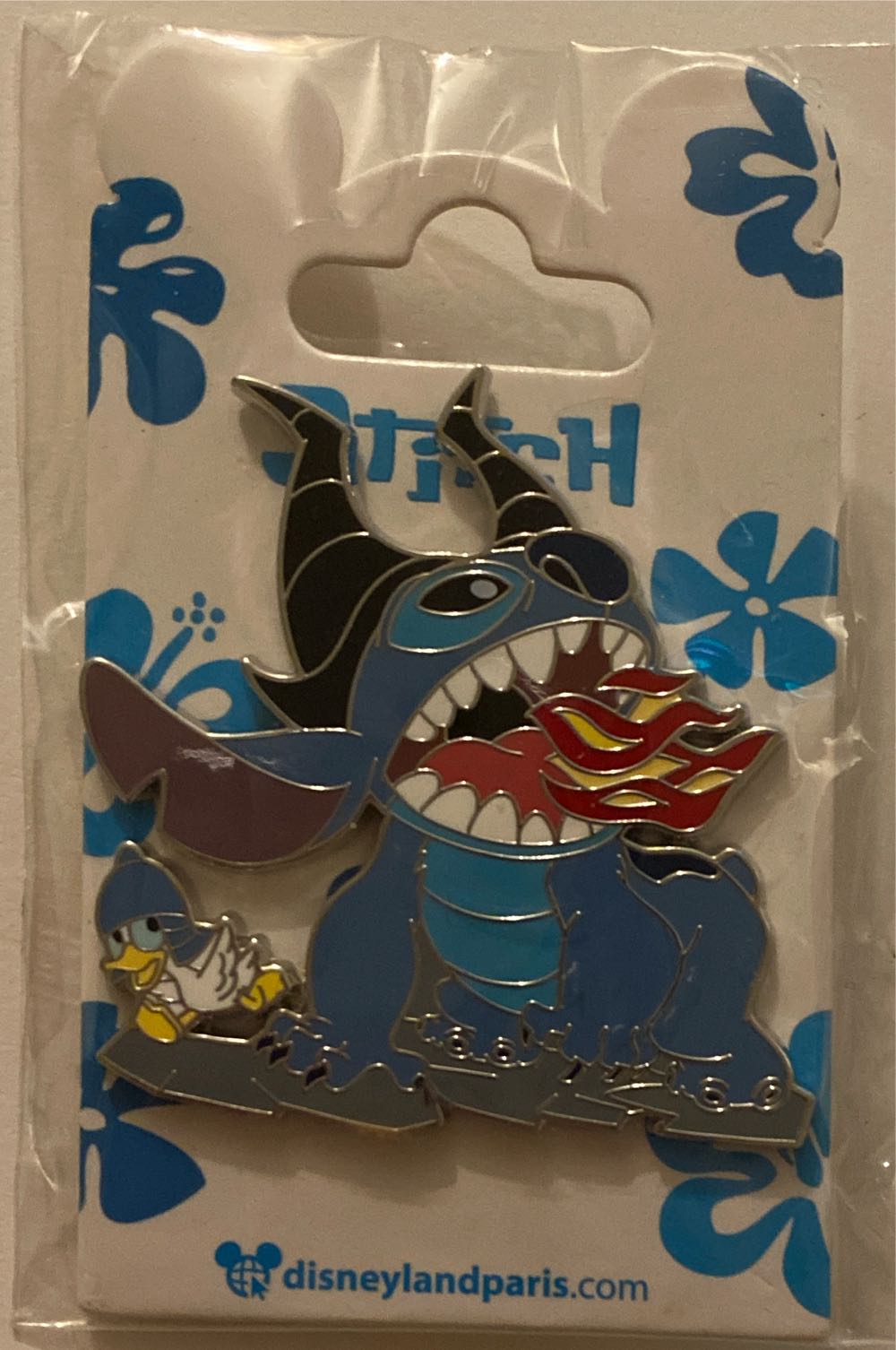 Vintage American Flag Lapel Pin
Pre-owned
C $16.38
+ C $8.26 shipping
Seller with a 100% positive feedback