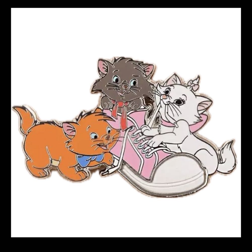 Album Title/ Logo: Red