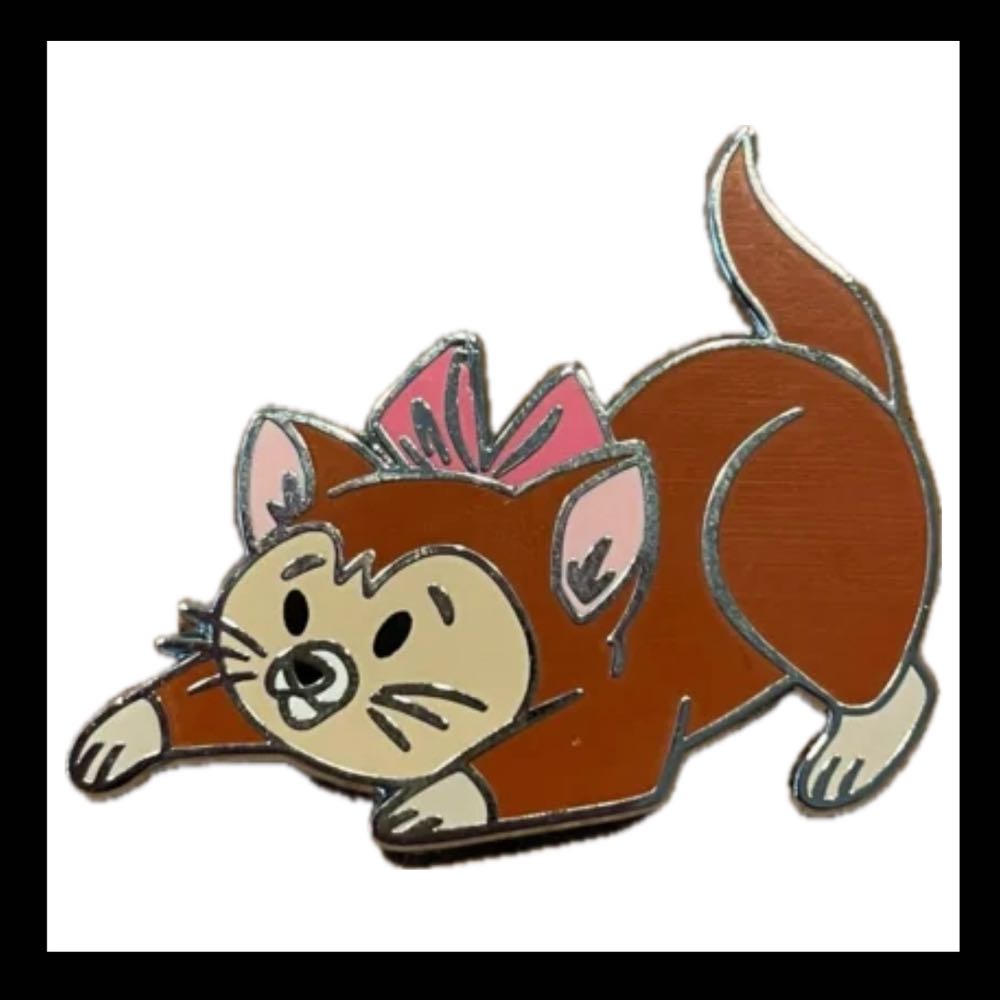 Dinah  pin collectible - Main Image 2