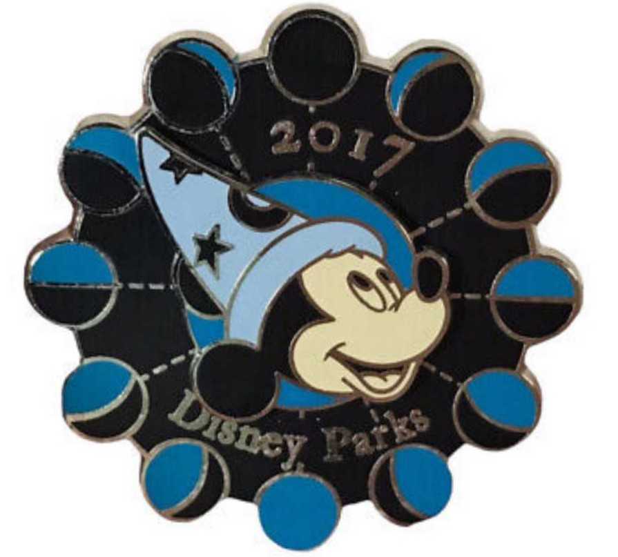 Disney D23 Expo DSSH PIN Peter Pan Classic Movie Poster Series LE 400