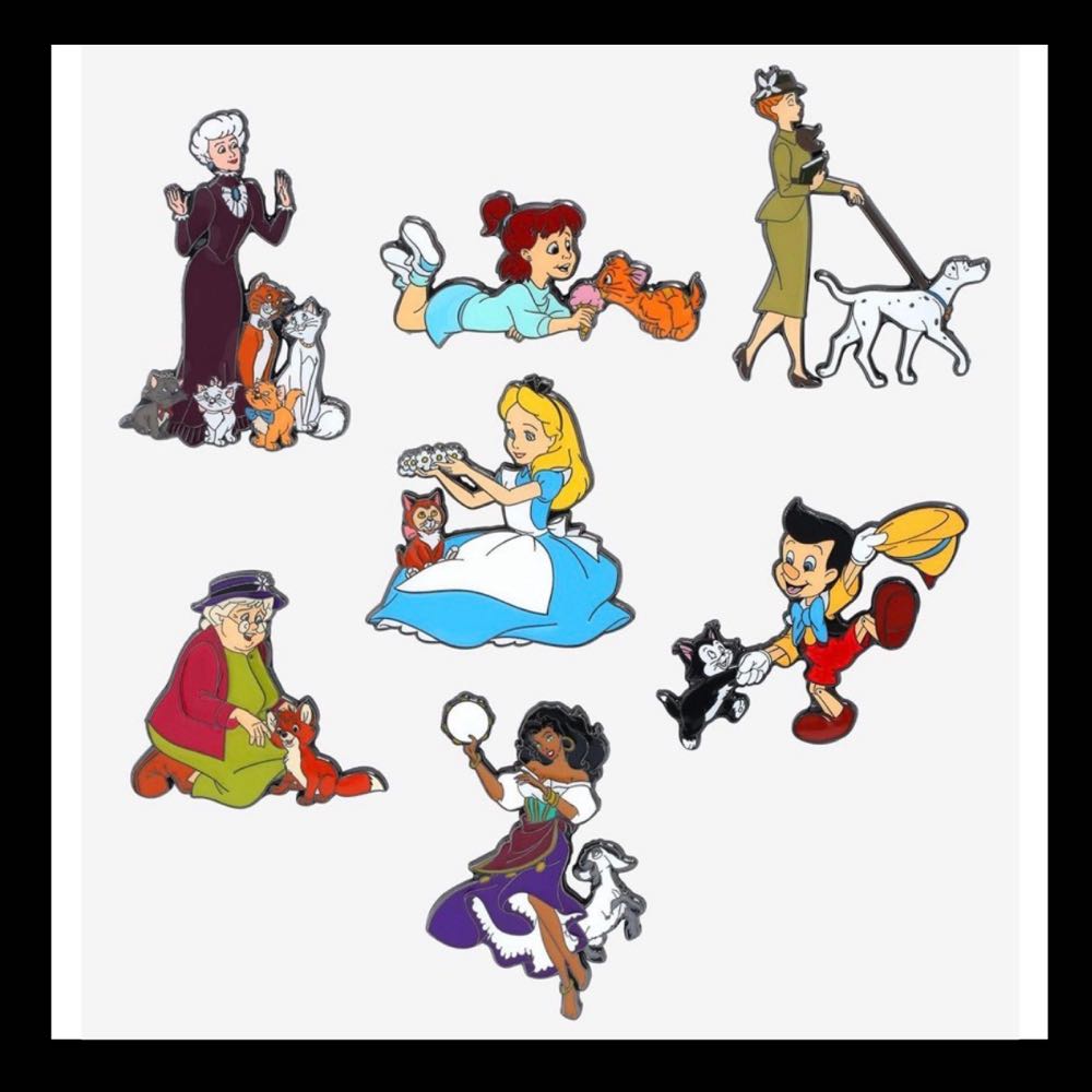 Fox & Hound-Family  pin collectible - Main Image 3