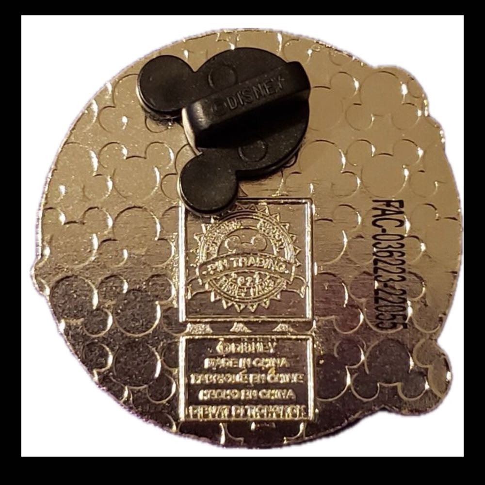 Pluto  pin collectible - Main Image 3