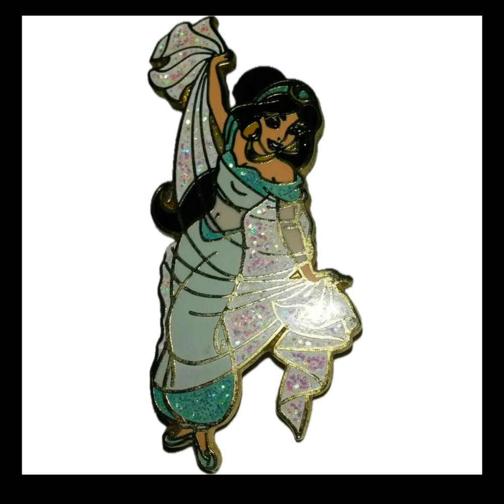 Regenbogen- Flagge wehend