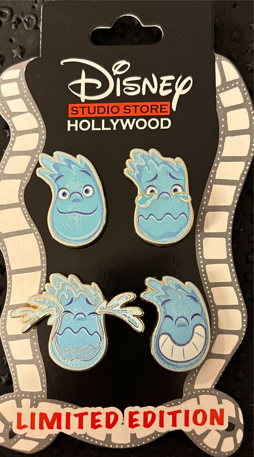 Dssh Wade Pinpics | Free Disney Pin Trading Database  pin collectible [Barcode 400909138666] - Main Image 2