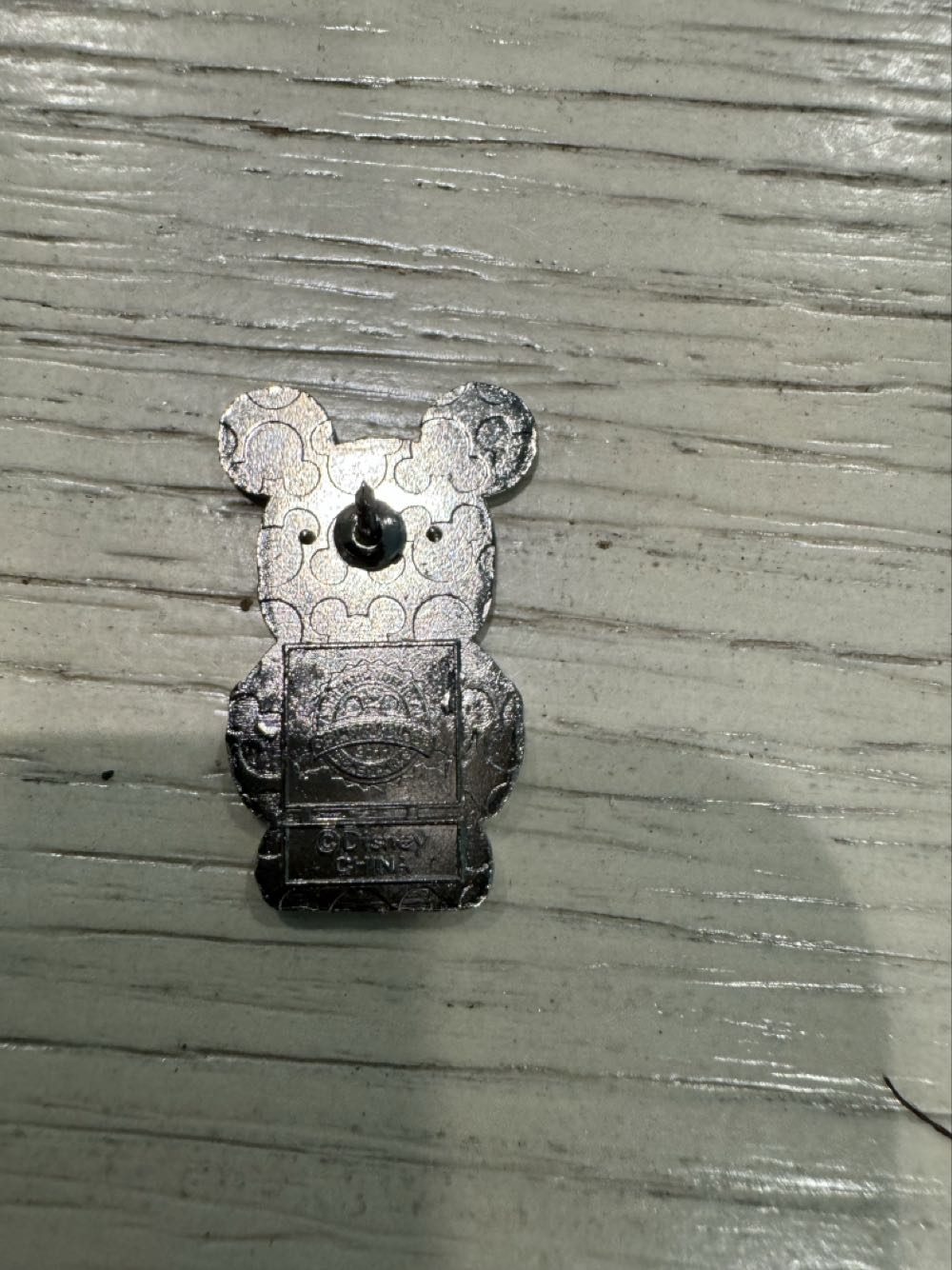 Vinylmation, Golden Horseshoe  pin collectible - Main Image 2